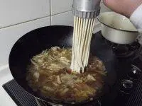 白菜肉丝绿豆饸饹面制作步骤八